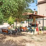 Apartment Daratos 2 *