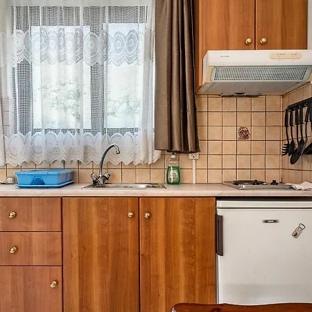 Daratos 2 아파트 사미